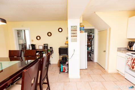 194-196 Jefferson Avenue New London CT 06320