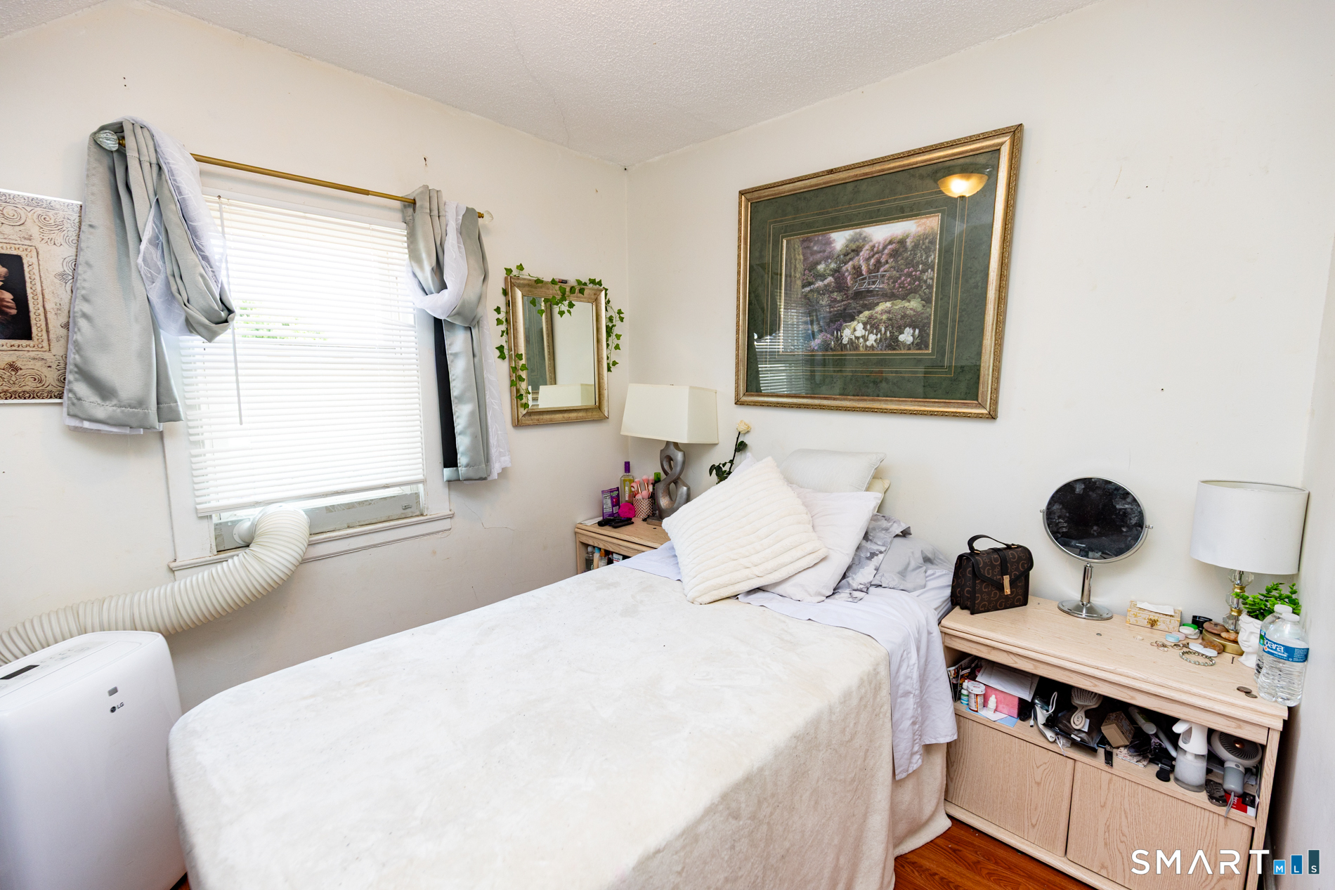 194-196 Jefferson Avenue New London CT 06320