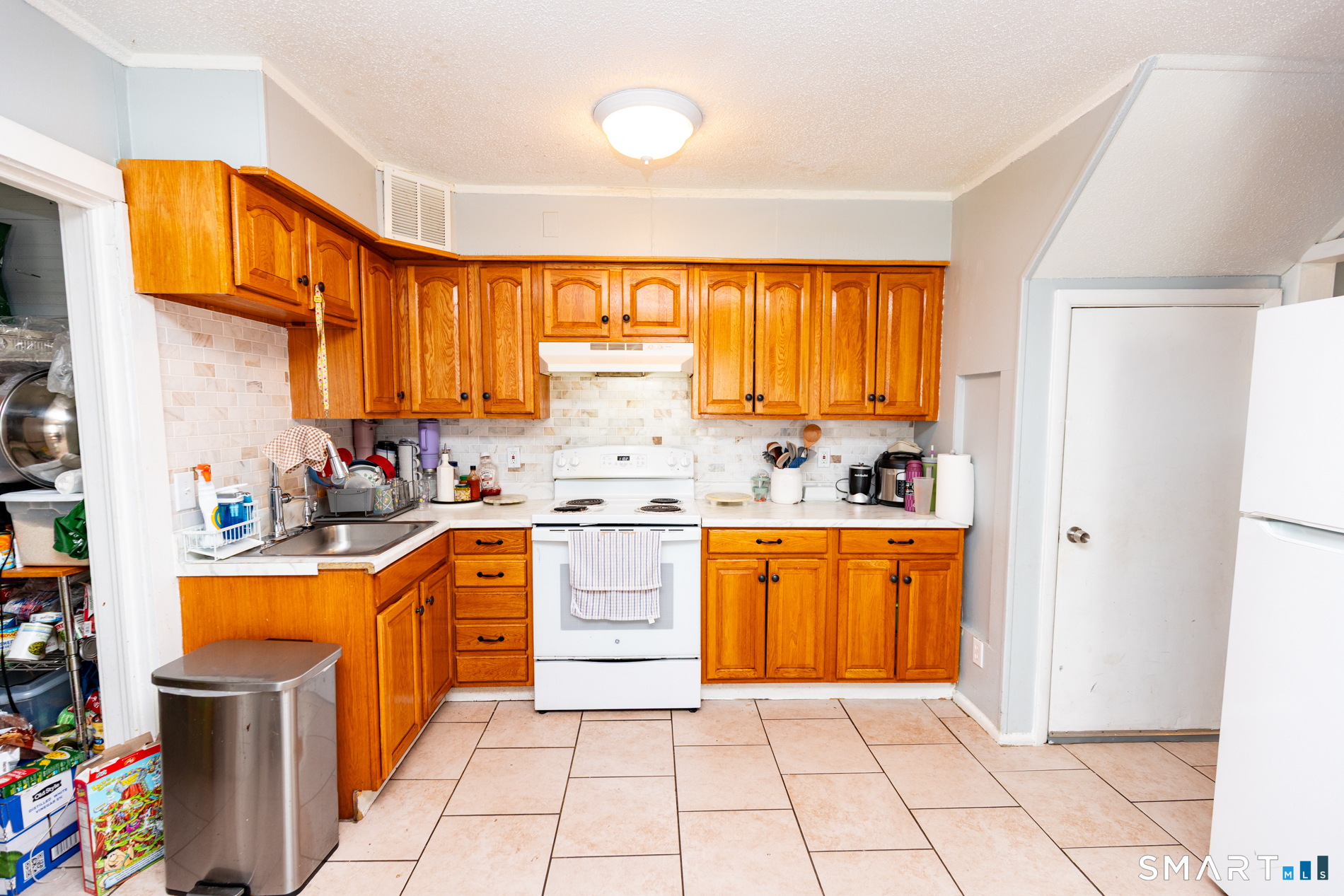 194-196 Jefferson Avenue New London CT 06320