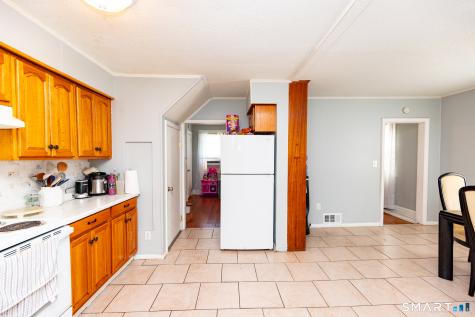 194-196 Jefferson Avenue New London CT 06320