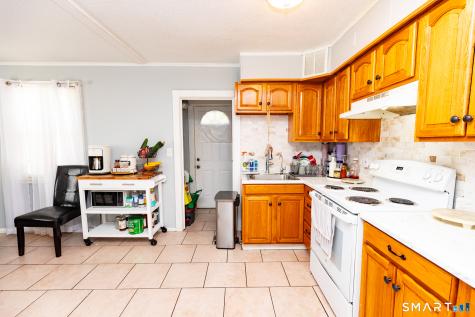 194-196 Jefferson Avenue New London CT 06320
