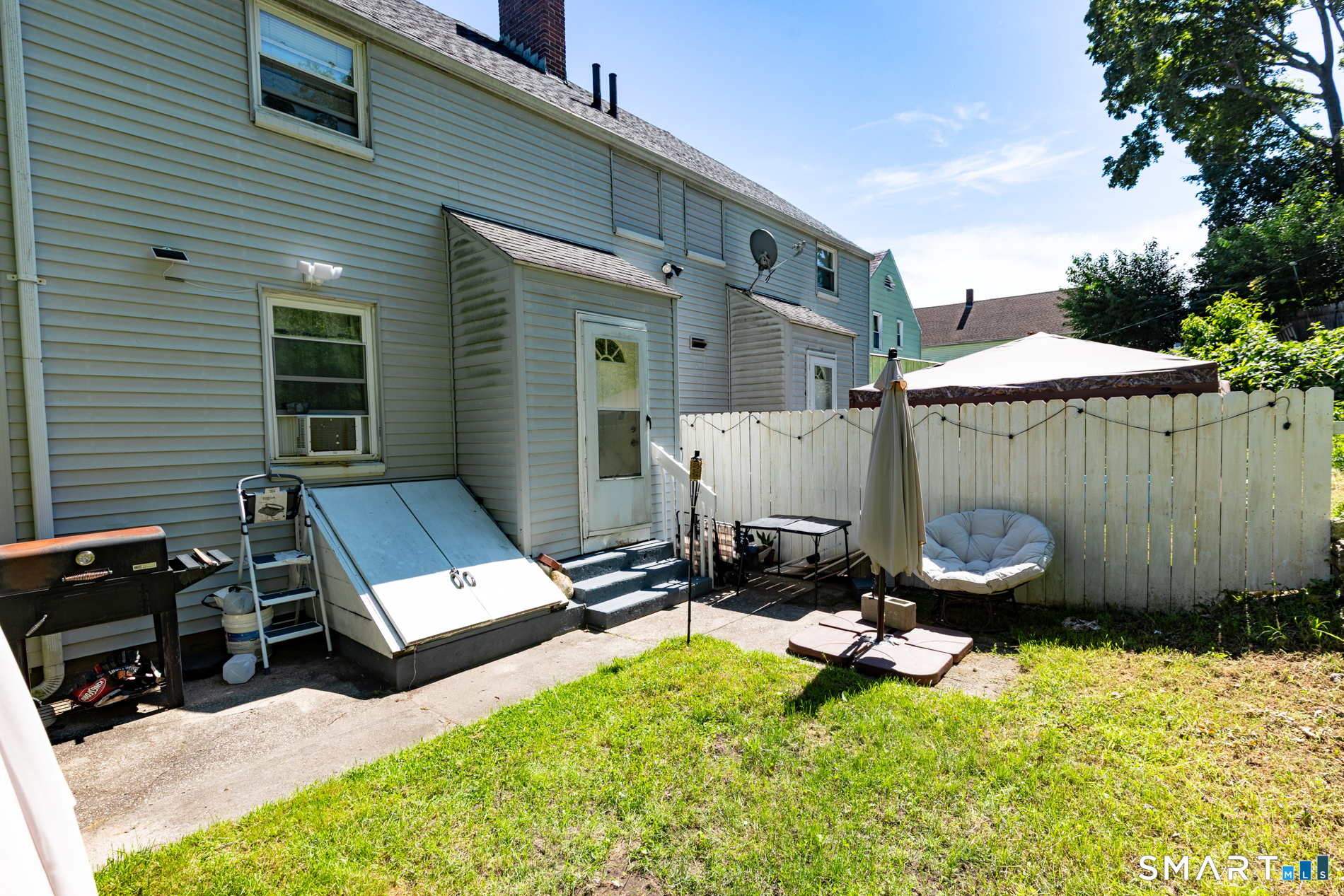 194-196 Jefferson Avenue New London CT 06320
