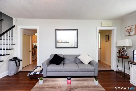 194-196 Jefferson Avenue New London CT 06320