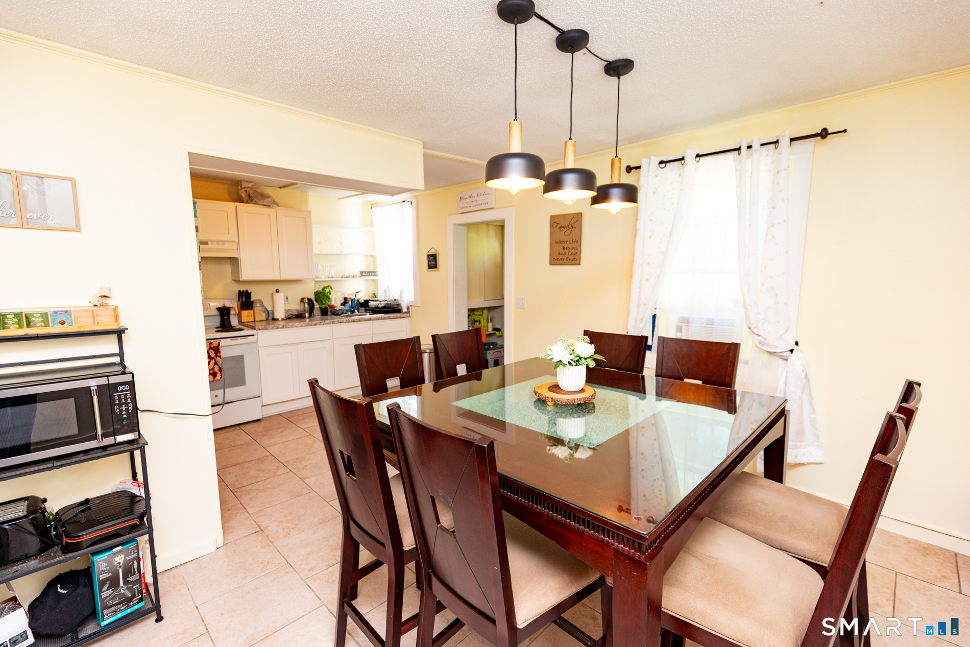 194-196 Jefferson Avenue New London CT 06320