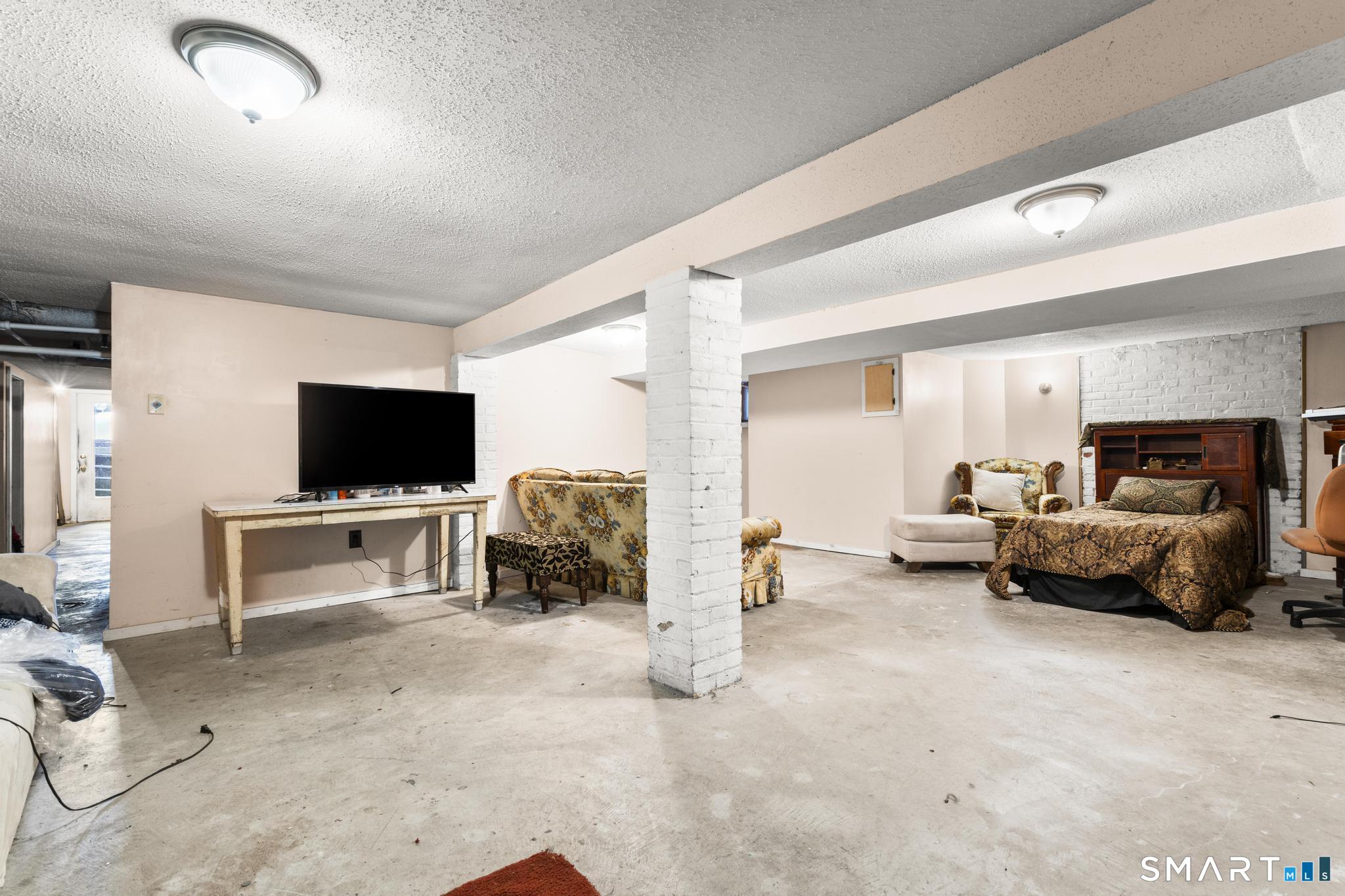 38 Magnolia Street Hartford CT 06112