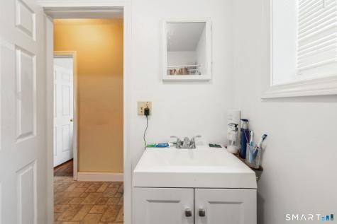 111 Highland Avenue Naugatuck CT 06770
