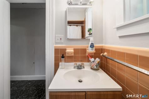111 Highland Avenue Naugatuck CT 06770