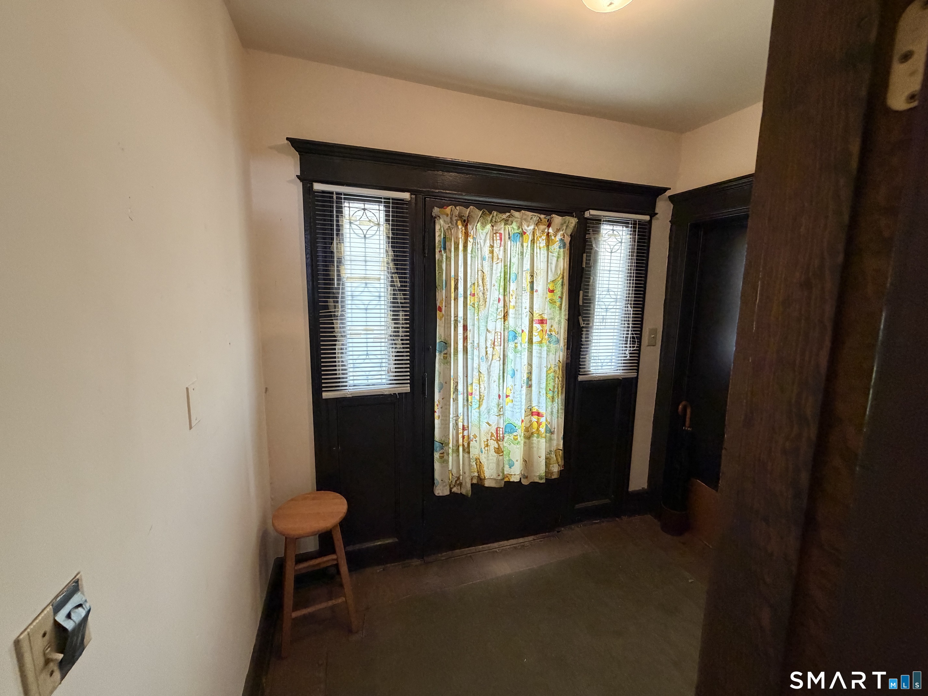 593 Wayne Street Bridgeport CT 06606