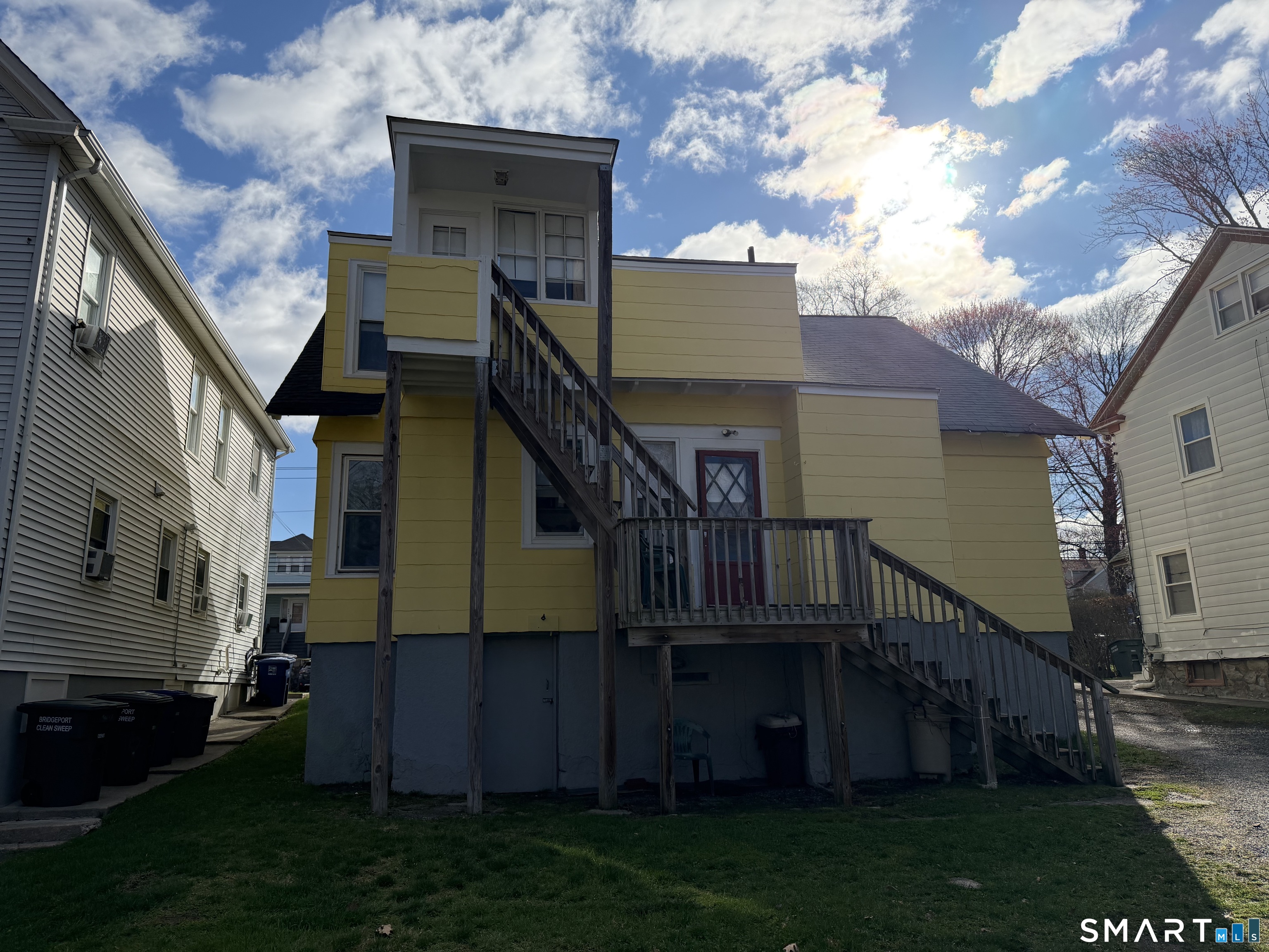 593 Wayne Street Bridgeport CT 06606