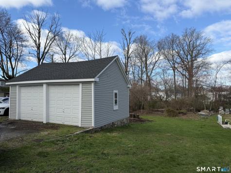 593 Wayne Street Bridgeport CT 06606