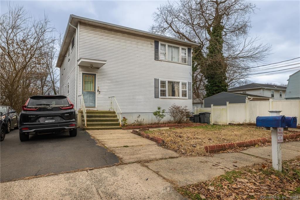 6 Hanson Avenue West Haven CT 06516