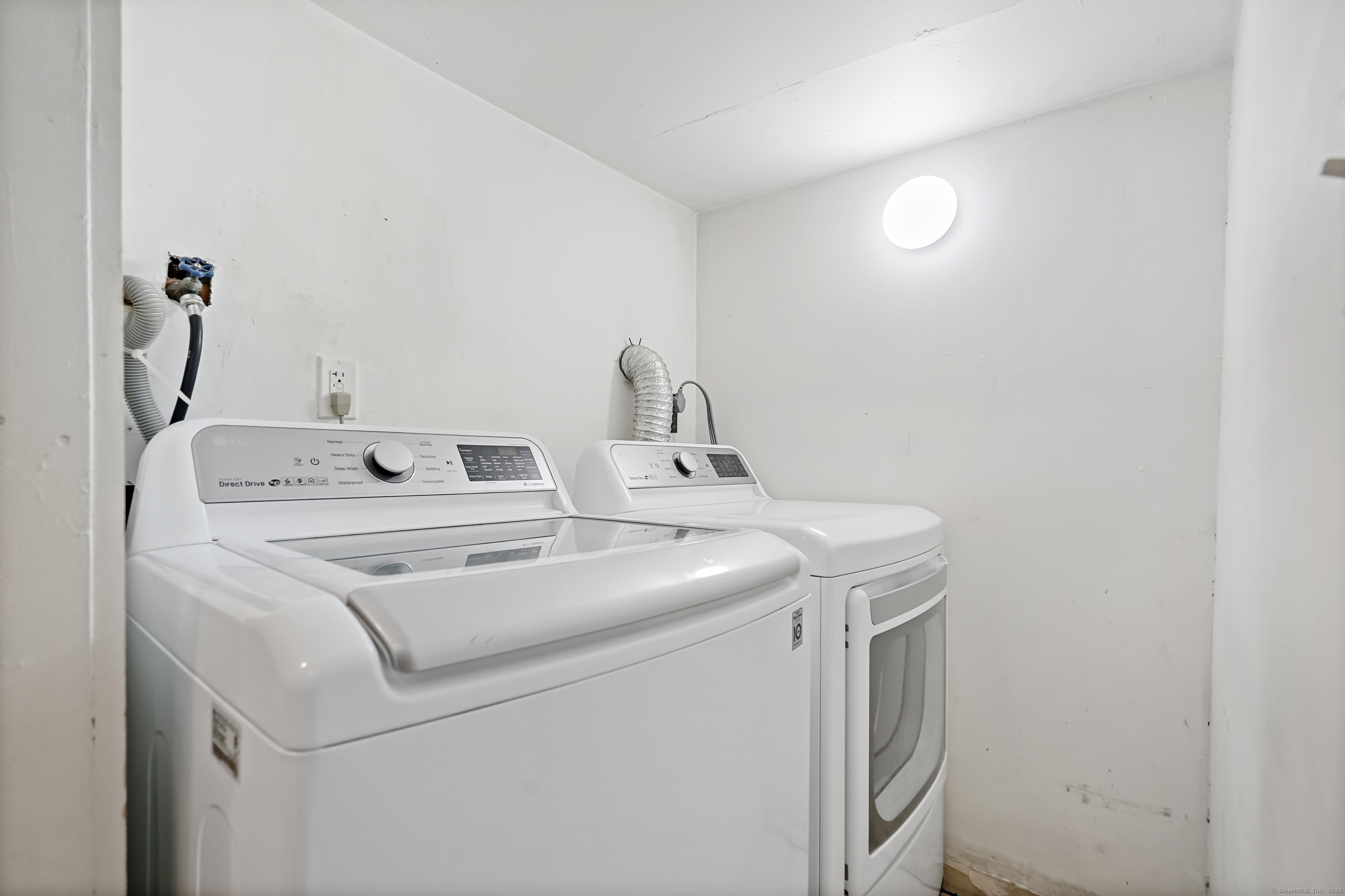 11 Bethel Street Norwalk CT 06855