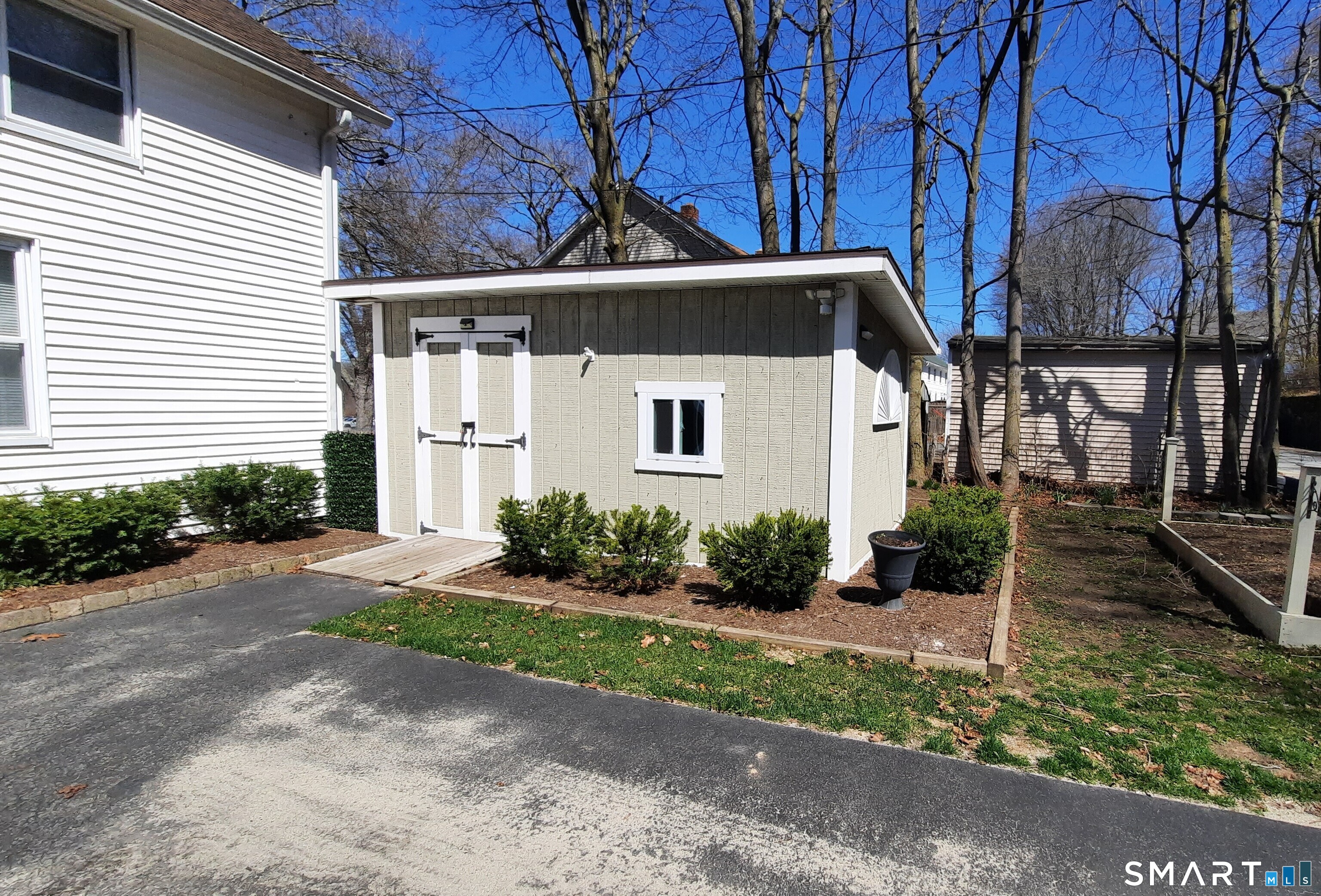 21-23 Community Avenue Plainfield CT 06374