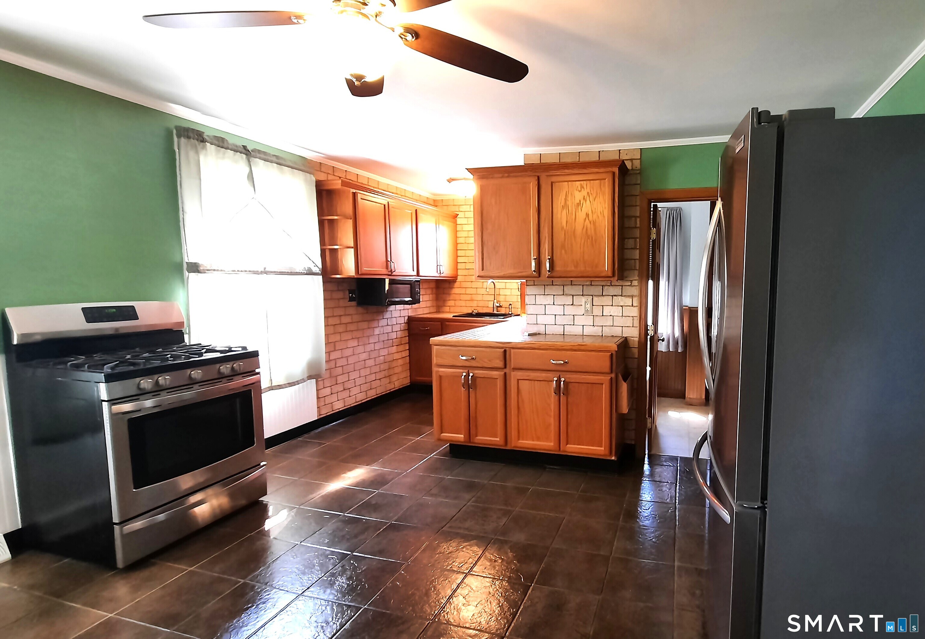 21-23 Community Avenue Plainfield CT 06374