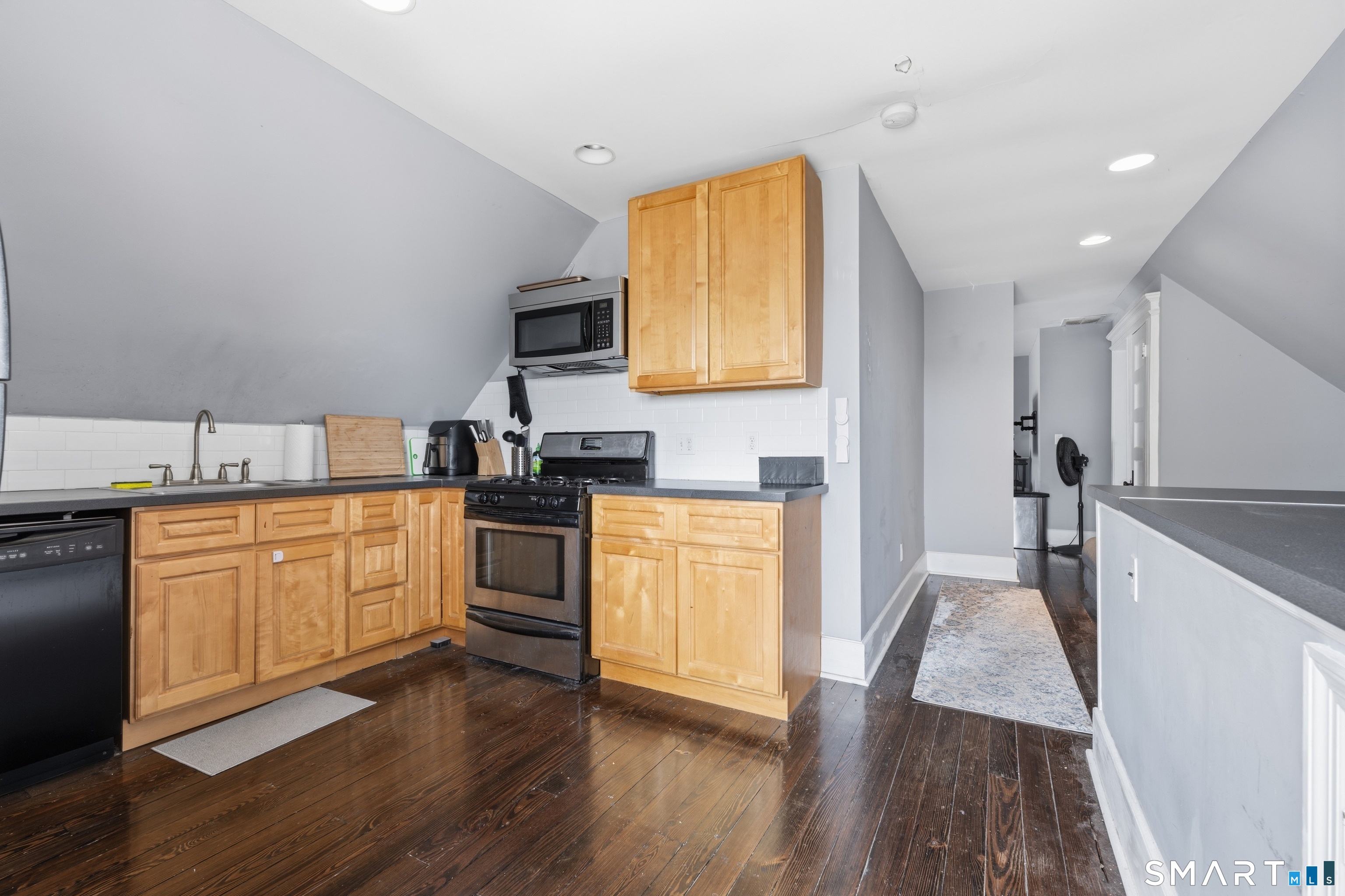 51-53 Wade Street Bridgeport CT 06606
