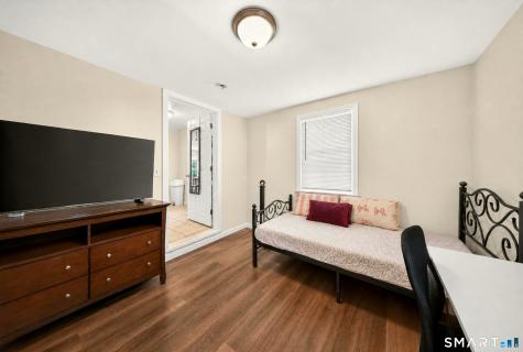 185 Forest Road West Haven CT 06516