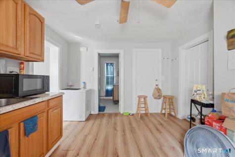 837 Bank Street New London CT 06320