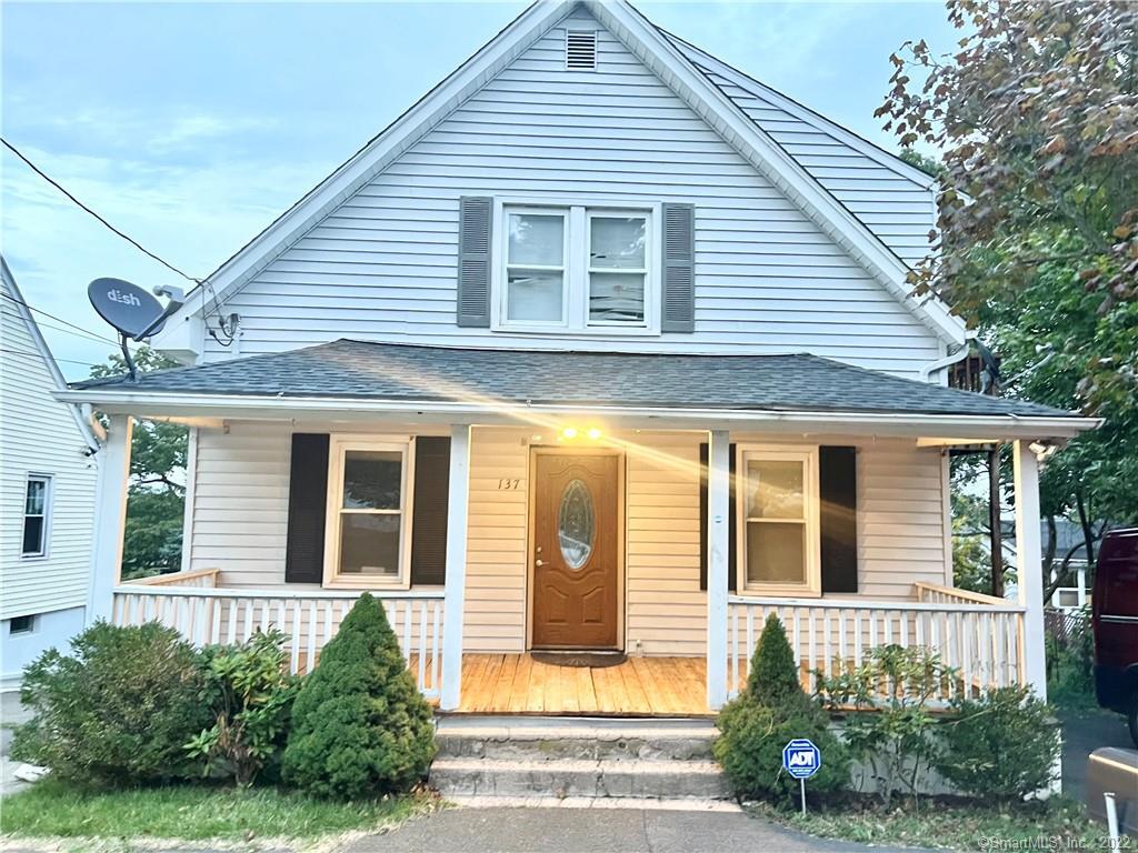 137 Hemlock Street West Haven CT 06516