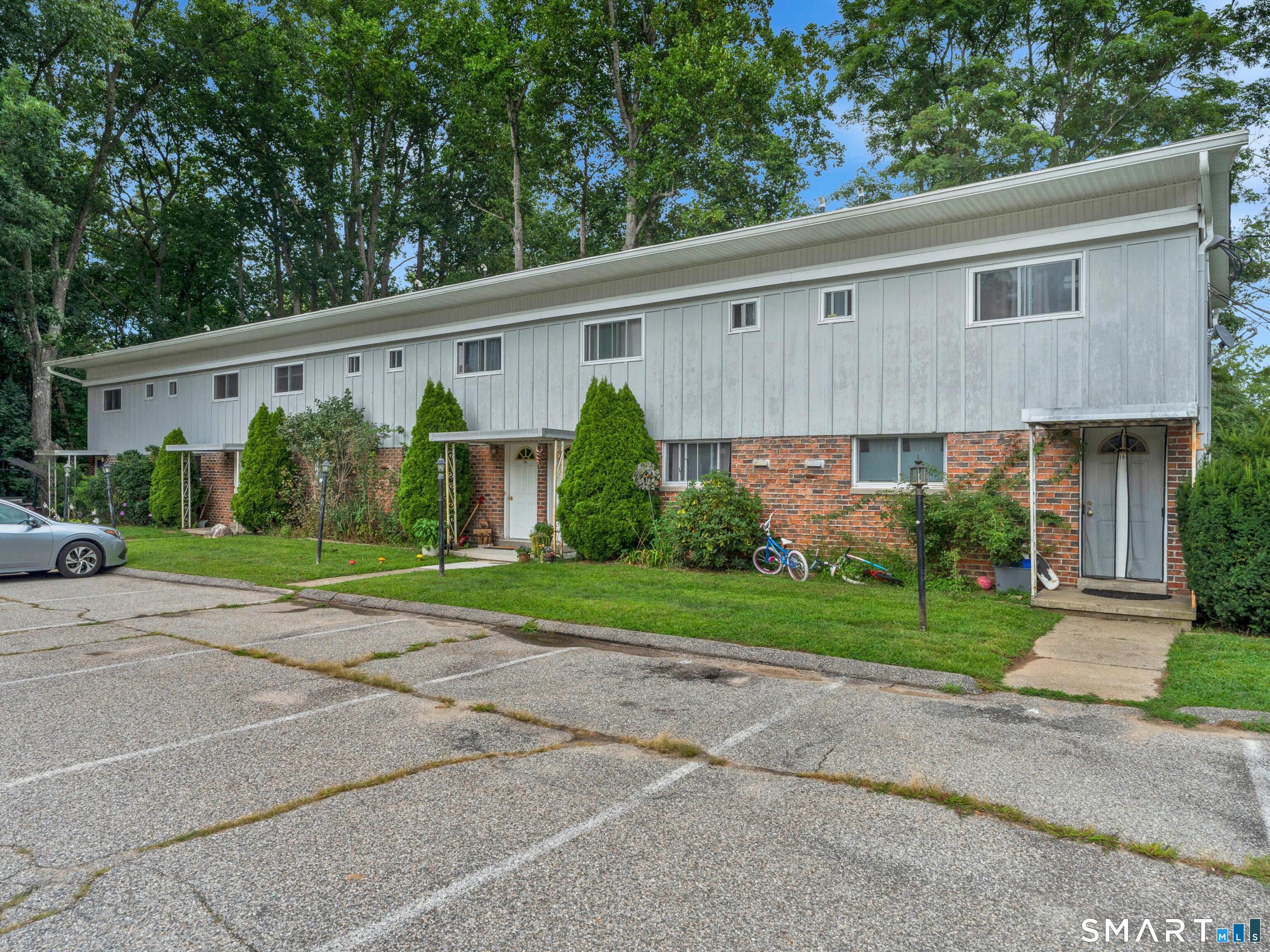 19 Denlar Drive Chester CT 06412