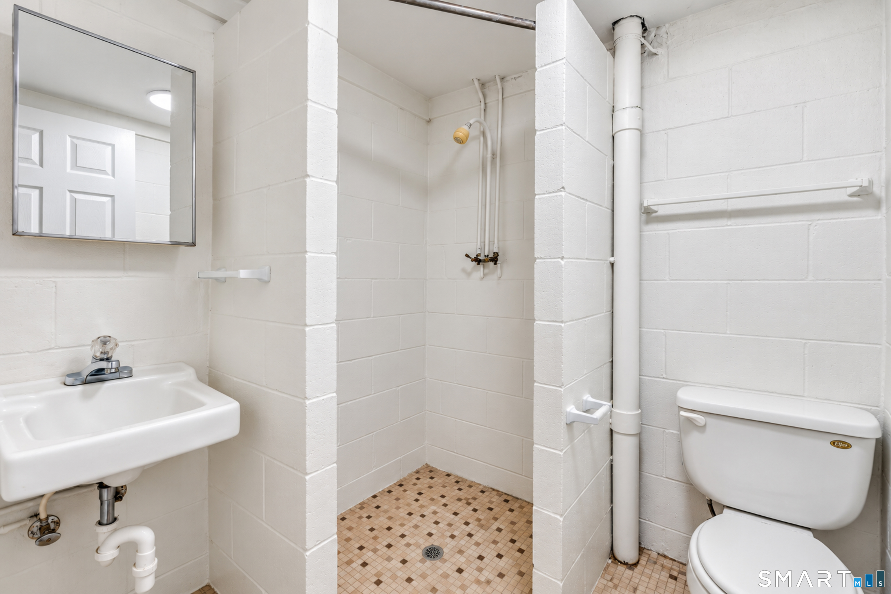 19 Denlar Drive Chester CT 06412