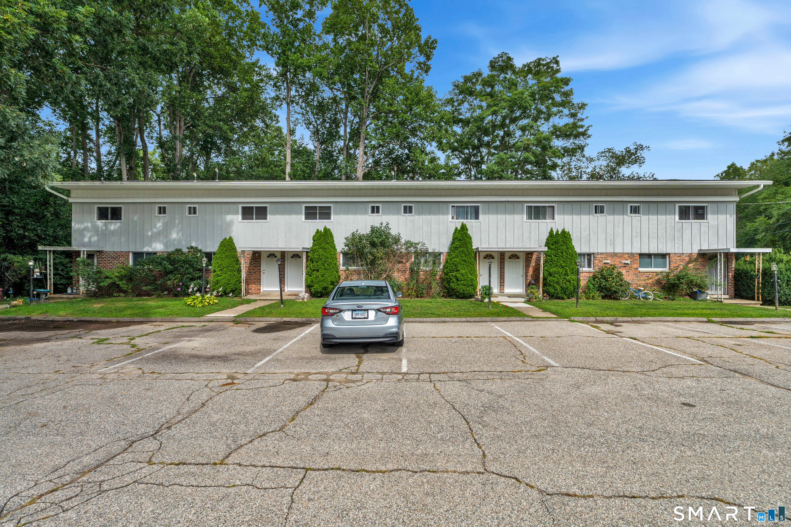 19 Denlar Drive Chester CT 06412