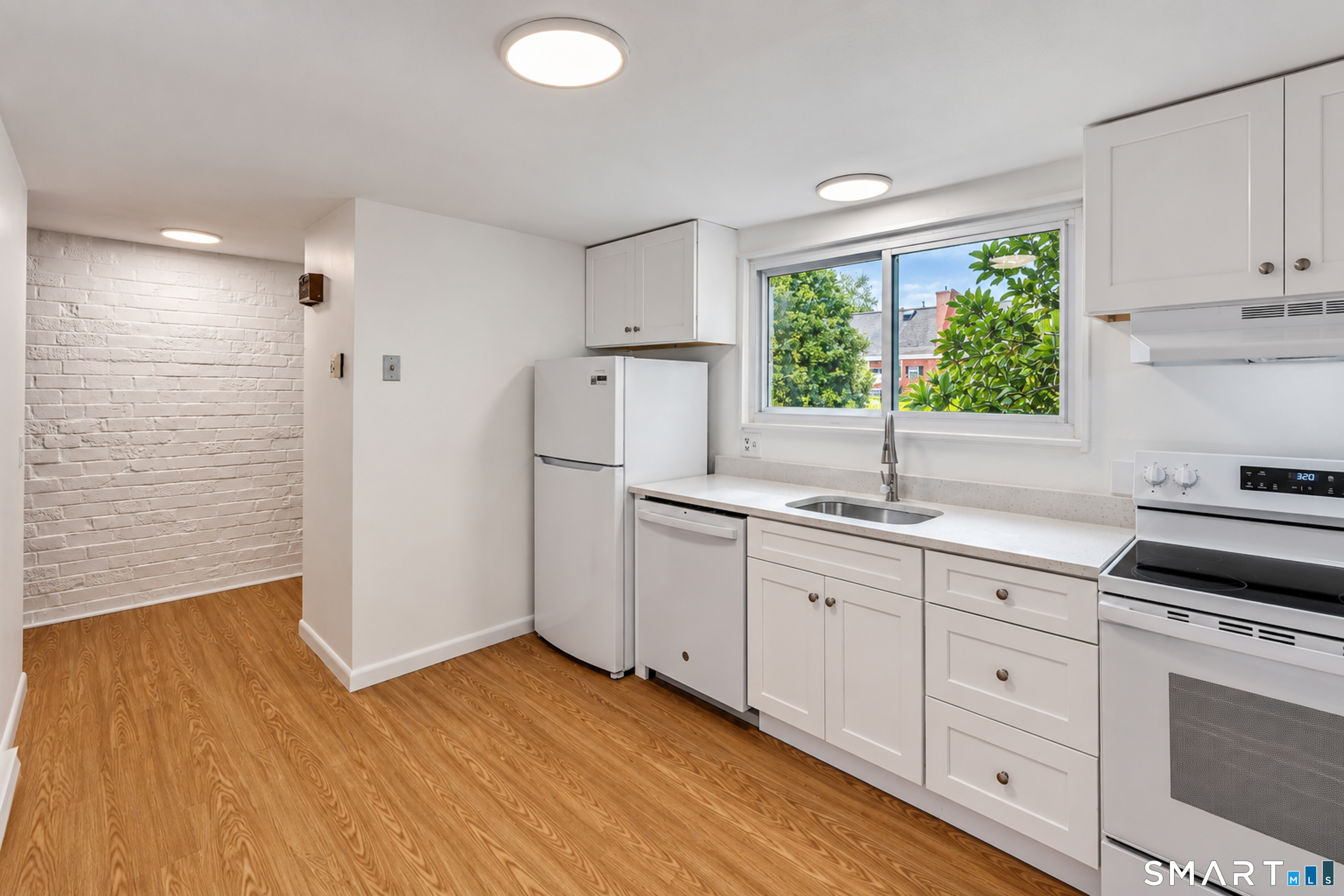 19 Denlar Drive Chester CT 06412