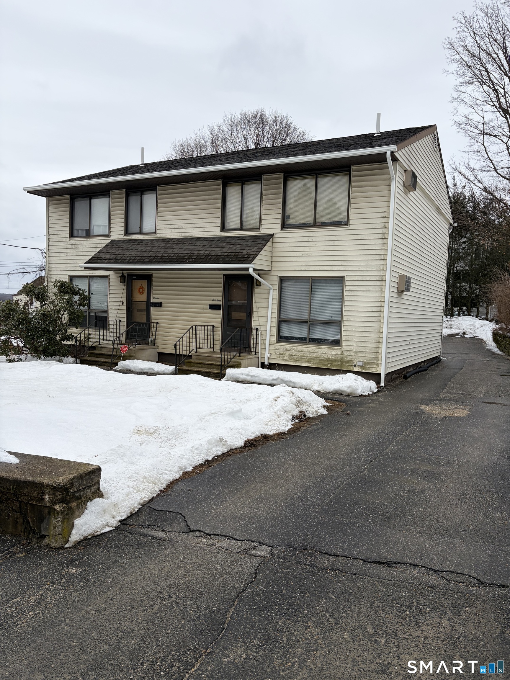11 Fox Street Waterbury CT 06708
