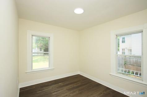 15 Walnut Street West Haven CT 06516