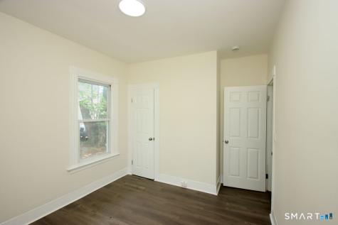 15 Walnut Street West Haven CT 06516
