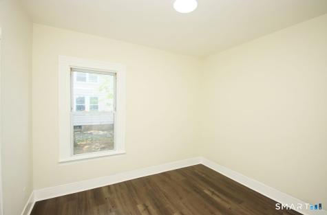 15 Walnut Street West Haven CT 06516