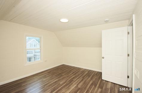 15 Walnut Street West Haven CT 06516