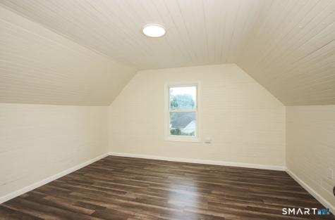 15 Walnut Street West Haven CT 06516