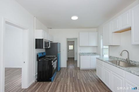 15 Walnut Street West Haven CT 06516