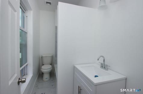 15 Walnut Street West Haven CT 06516