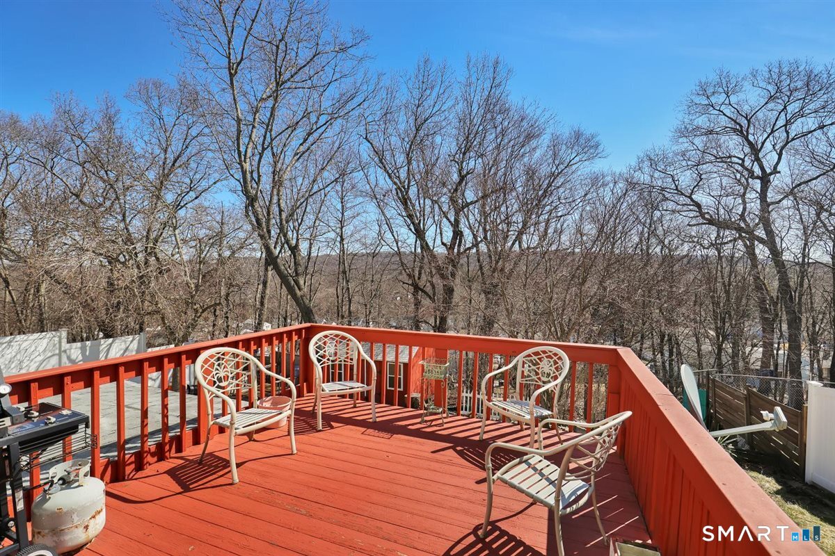 46 Horseshoe Drive Waterbury CT 06706