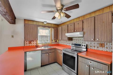 46 Horseshoe Drive Waterbury CT 06706