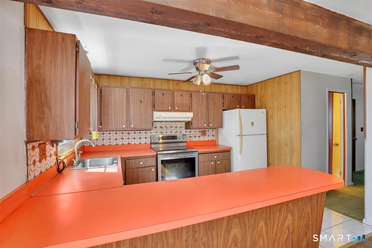 46 Horseshoe Drive Waterbury CT 06706