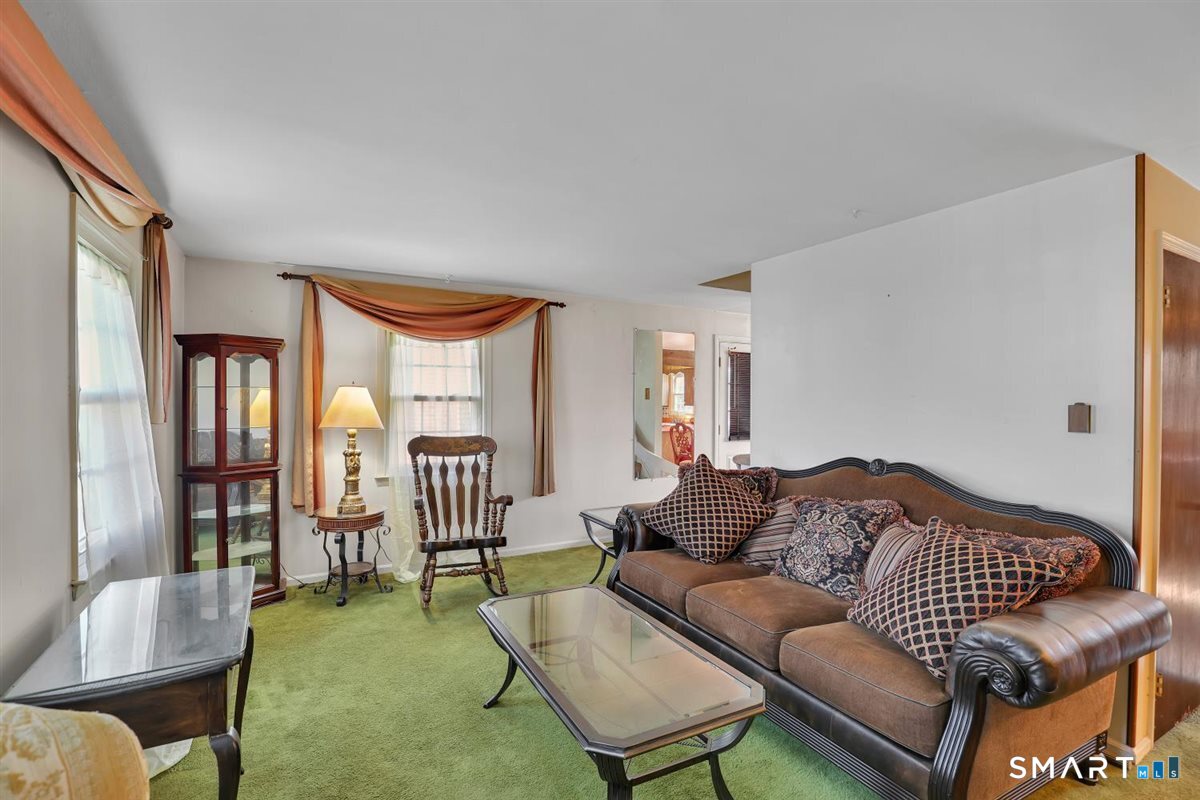 46 Horseshoe Drive Waterbury CT 06706