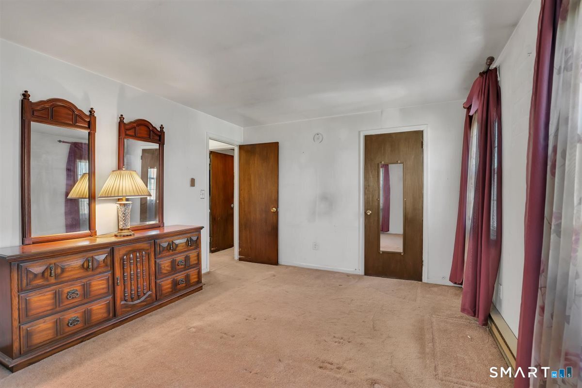46 Horseshoe Drive Waterbury CT 06706
