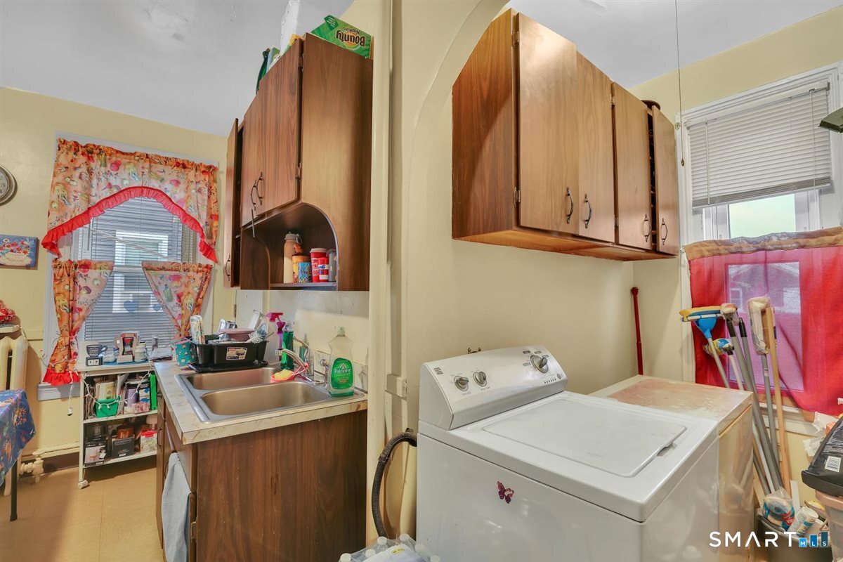 23 Summer Street Waterbury CT 06704