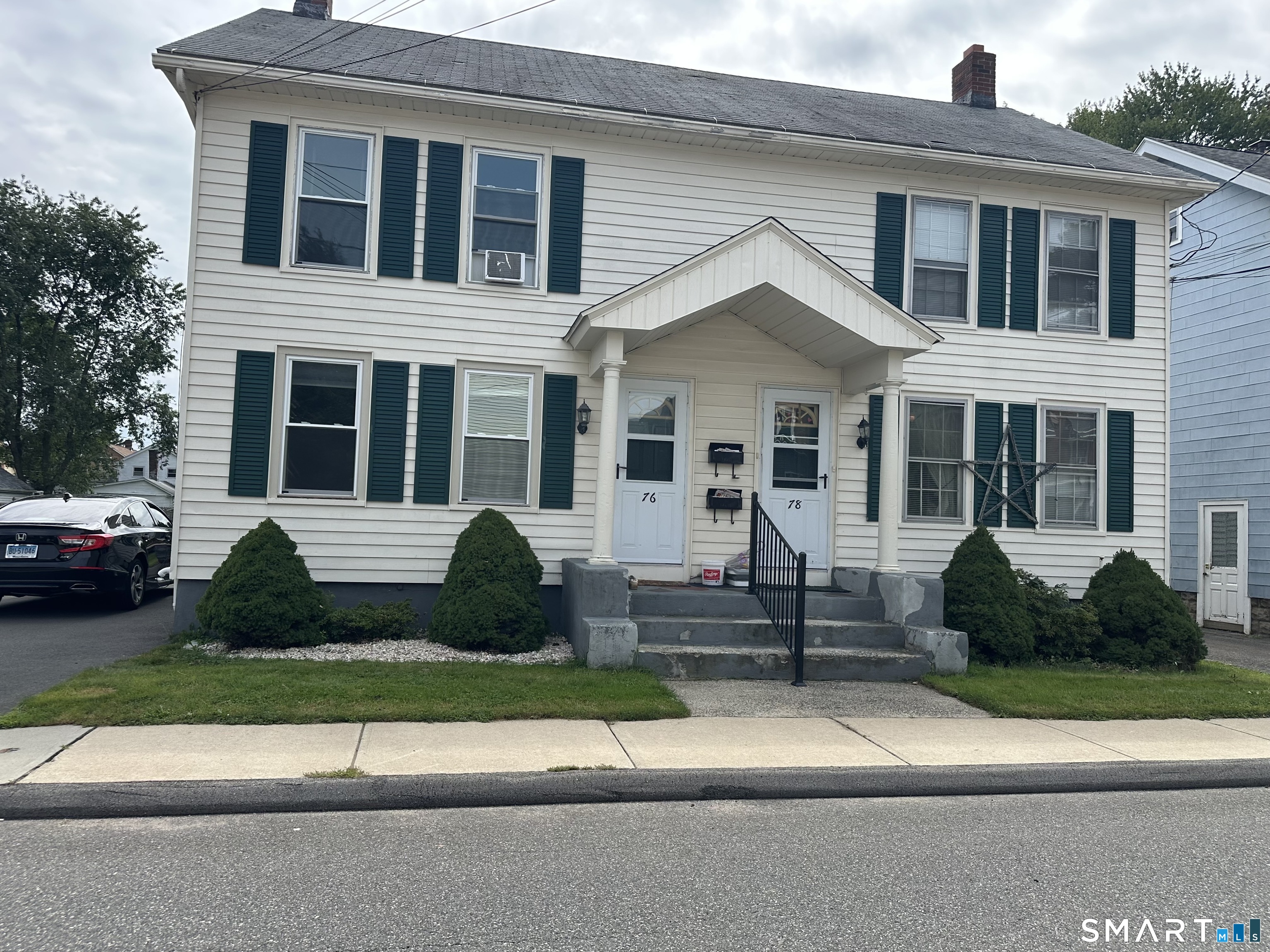 76-78 Oak Street Windsor Locks CT 06096