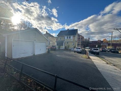 465 Pratt St Extension Meriden CT 06450