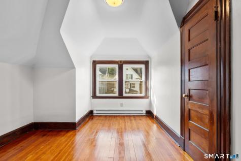41 Plaza Avenue Waterbury CT 06710