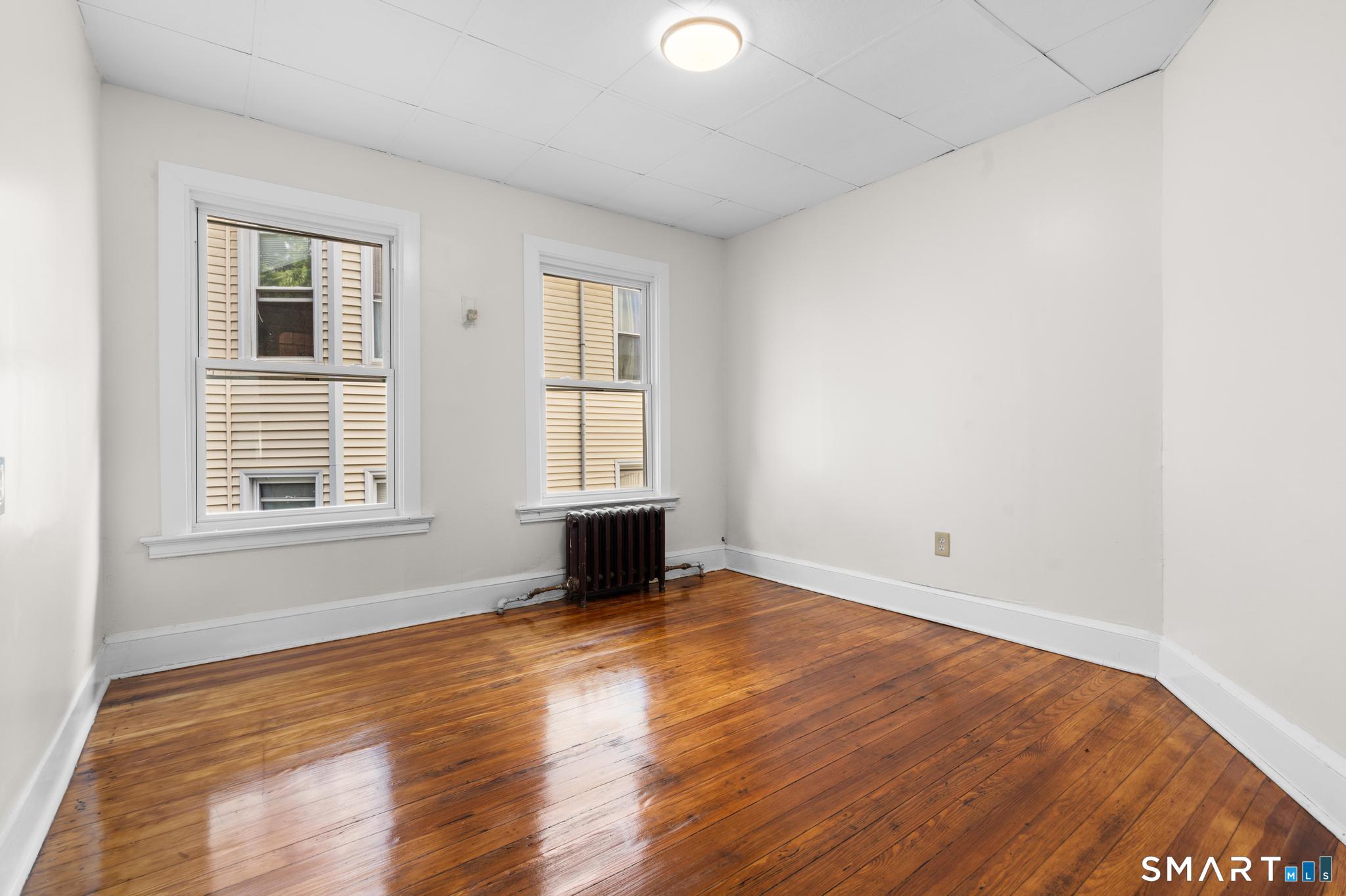 41 Plaza Avenue Waterbury CT 06710
