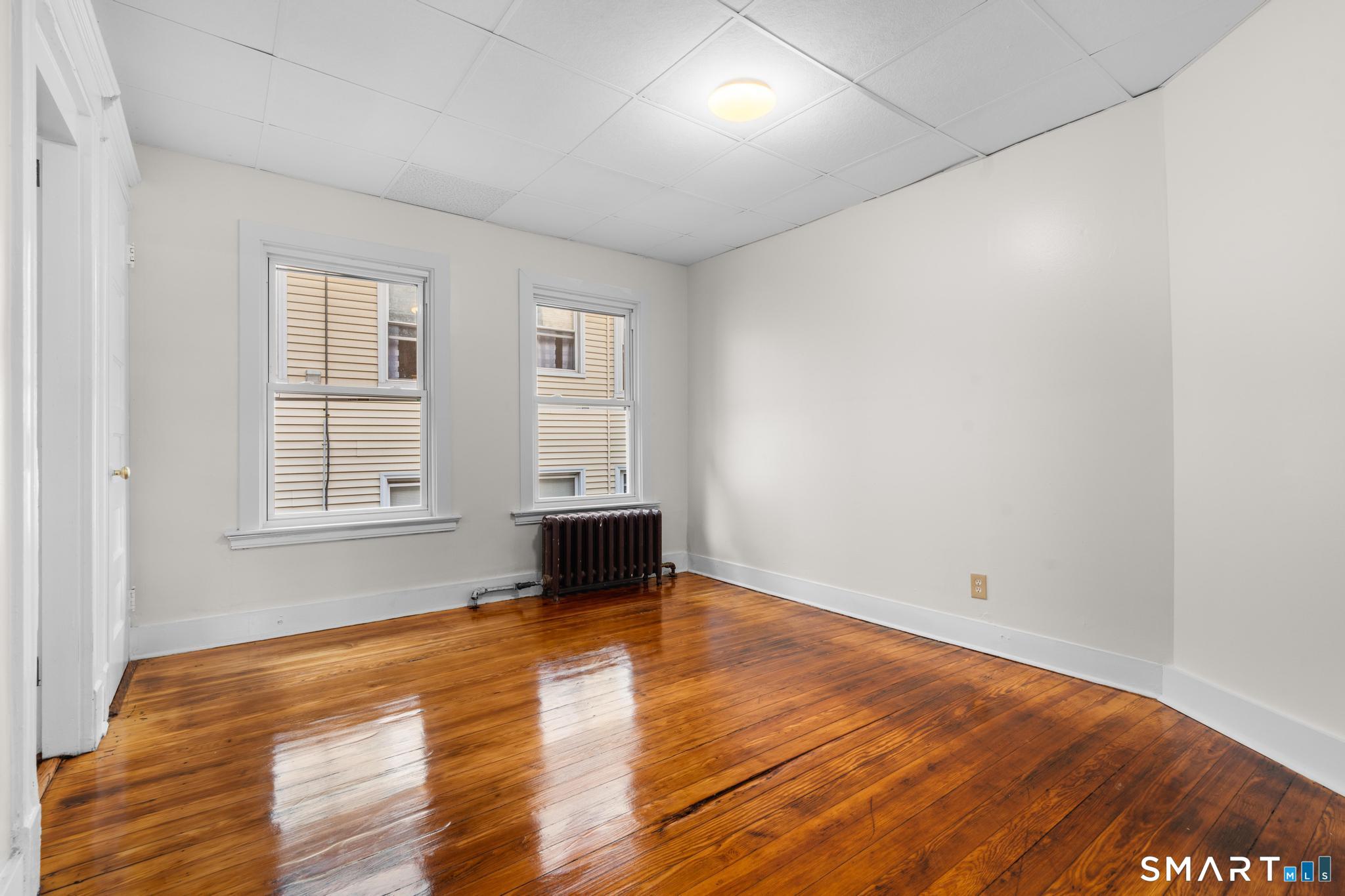 41 Plaza Avenue Waterbury CT 06710