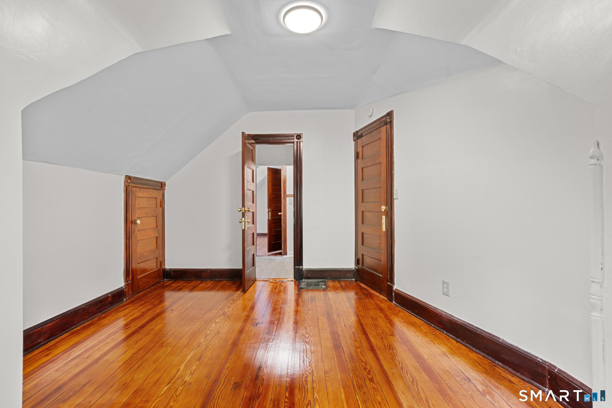 41 Plaza Avenue Waterbury CT 06710