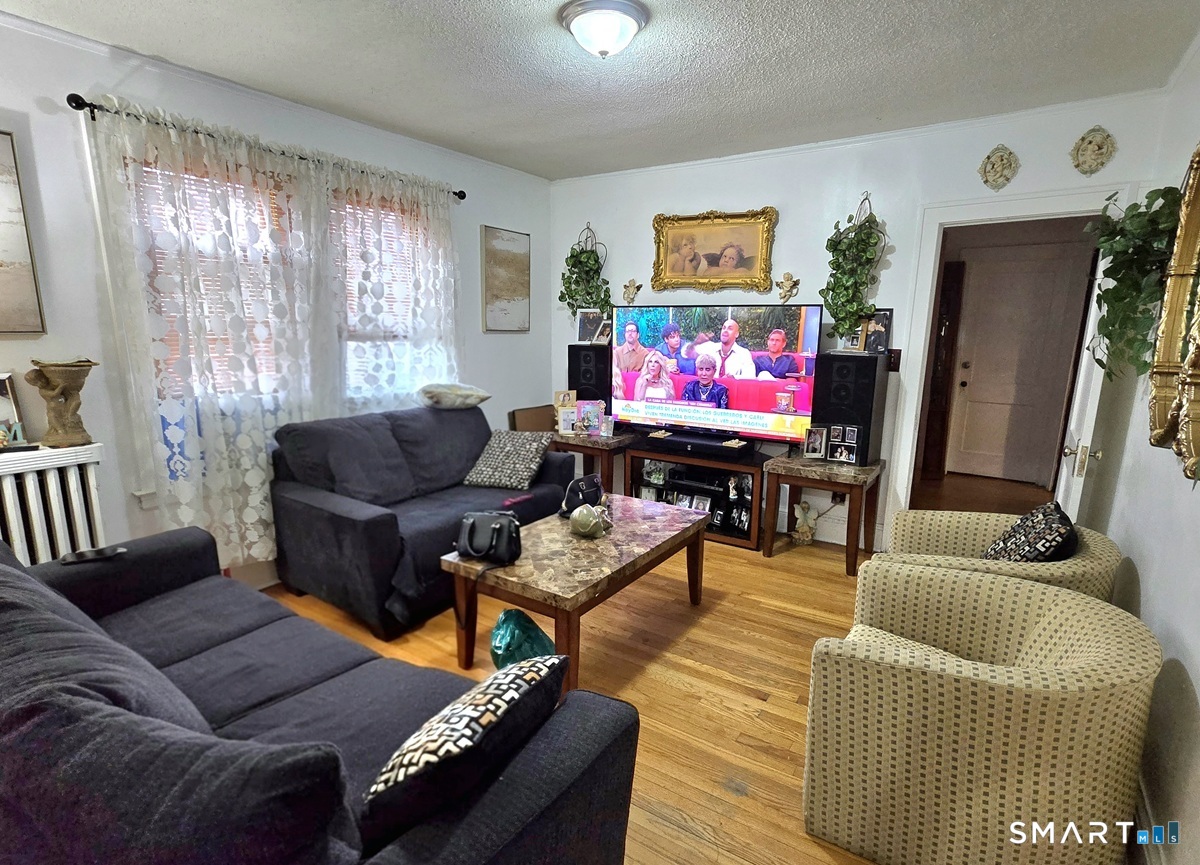 210 Hillside Avenue Hartford CT 06106