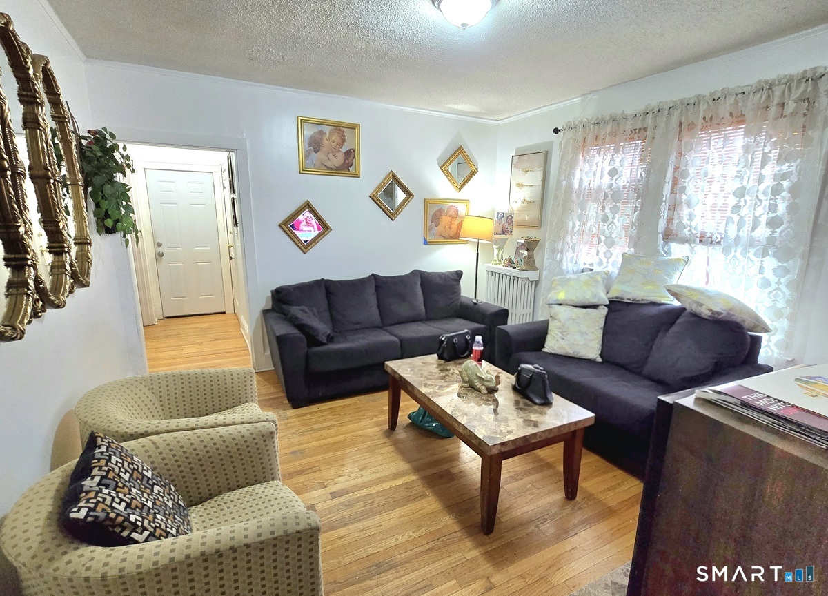 210 Hillside Avenue Hartford CT 06106