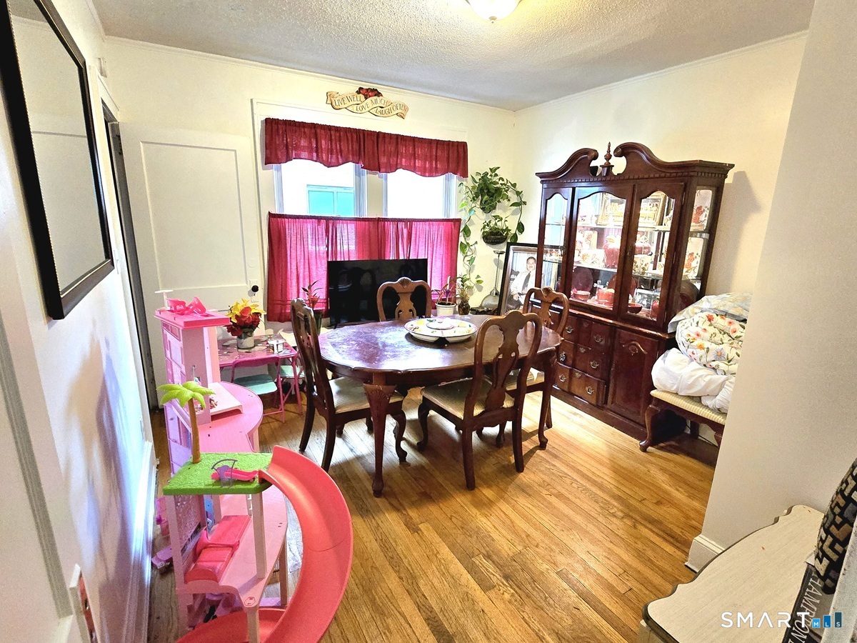 210 Hillside Avenue Hartford CT 06106