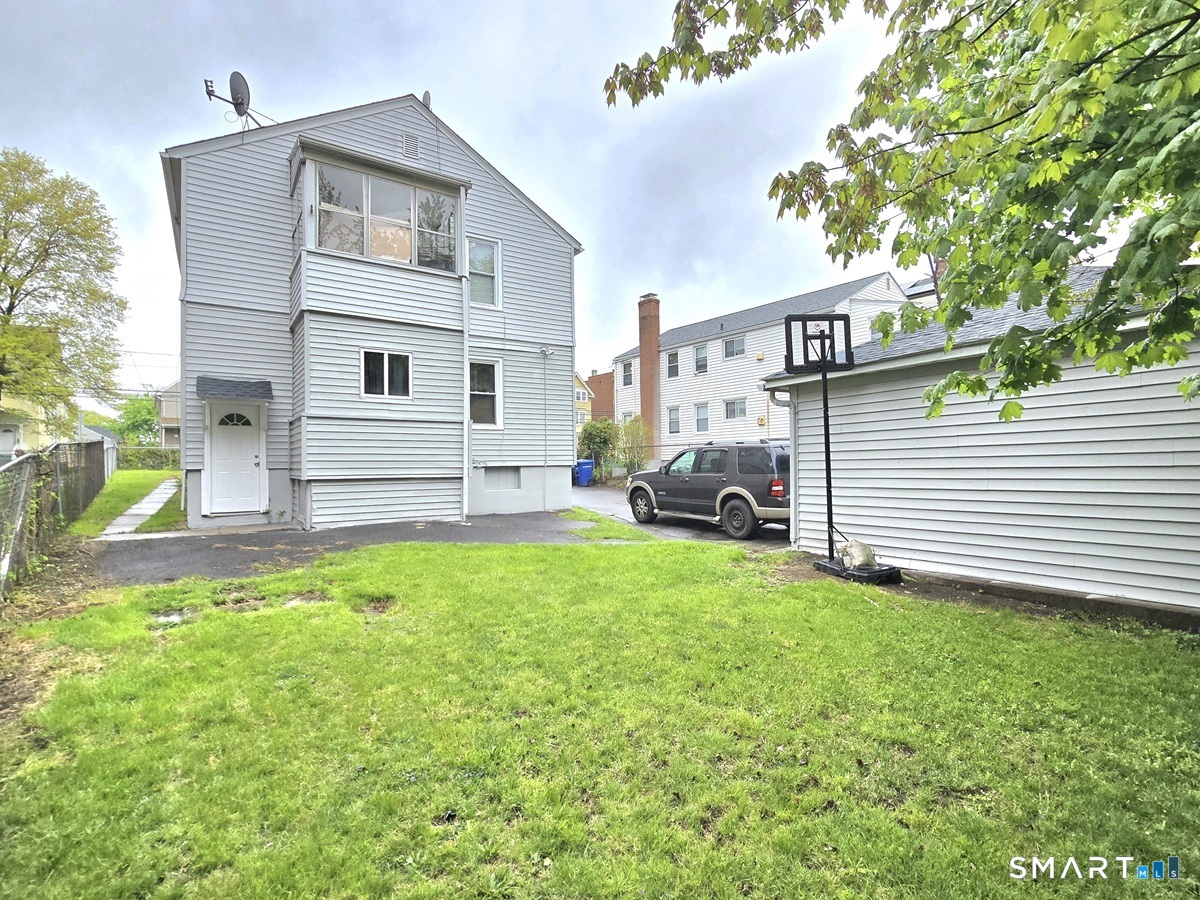 210 Hillside Avenue Hartford CT 06106